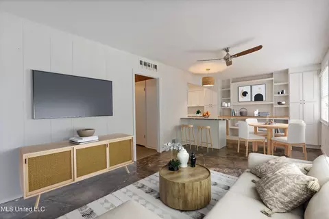 Living - 2290 Tahoe Cv, Nesbit, MS 38651 photo 1 of 1