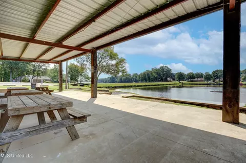 View/Area - 2290 Tahoe Cv, Nesbit, MS 38651 photo 11 of 15