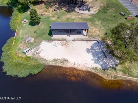 View/Area - 2290 Tahoe Cv, Nesbit, MS 38651 photo 6 of 15