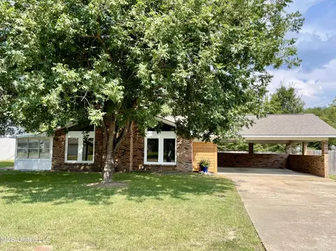228 Salem Sq, Ridgeland, MS 39157