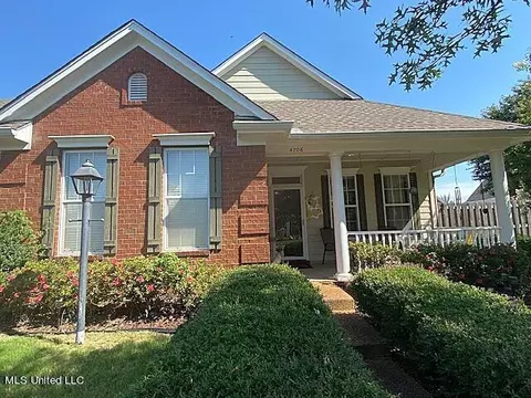 4706 Stone Cross Dr, Olive Branch, MS 38654