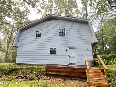 143 Timber Ln, Florence, MS 39073 photo 4