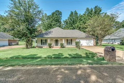 204 Elm Dr, Jackson, MS 39212 photo 4