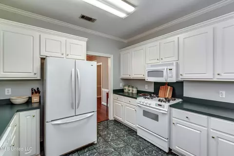 204 Elm Dr, Jackson, MS 39212 photo 22