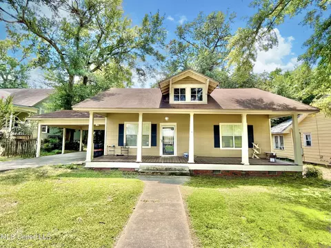514 Lee Ave, Crystal Springs, MS 39059