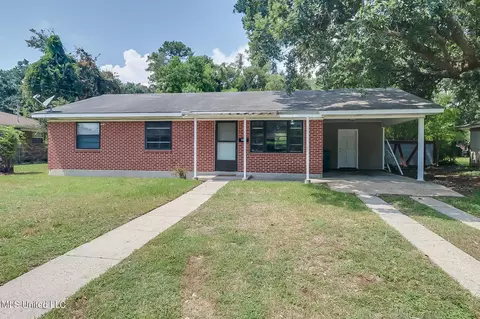 2195 Saint James Blvd, Gulfport, MS 39507