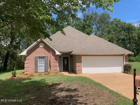 1518 Huntington Pl, Ridgeland, MS 39157