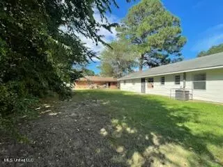 6857 Harry S Truman Dr, Jackson, MS 39213 photo 6