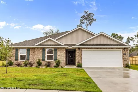 1044 Enclave Cir, Long Beach, MS 39560