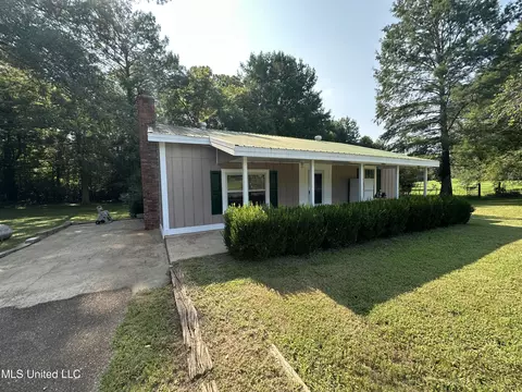 Other - 421 Post Office Rd, Coldwater, MS 38618 photo 2 of 5
