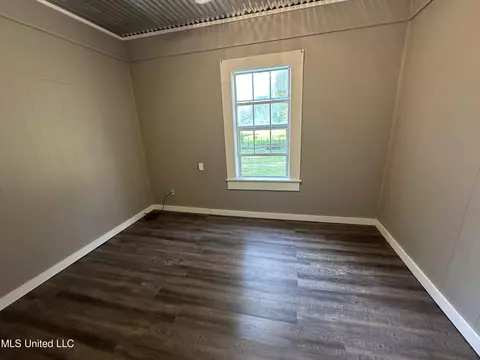 Bedroom - 421 Post Office Rd, Coldwater, MS 38618 photo 1 of 2