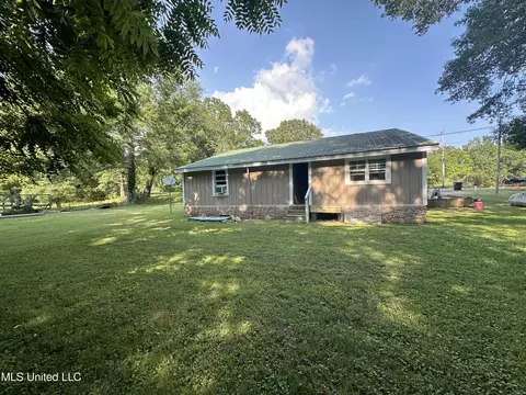 Exterior - 421 Post Office Rd, Coldwater, MS 38618 photo 2 of 5