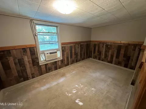 Bedroom - 421 Post Office Rd, Coldwater, MS 38618 photo 2 of 2