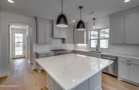 Kitchen - 603 Cobalt Way, Brandon, MS 39042 photo 3 of 7