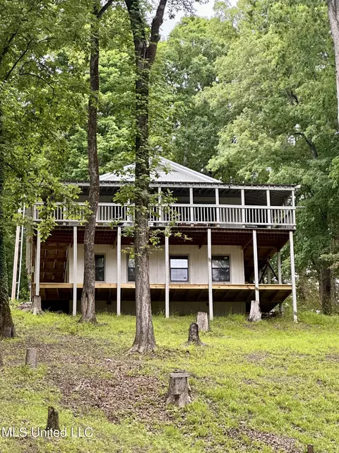 243 Harris Rd, Grenada, MS 38901 photo 1