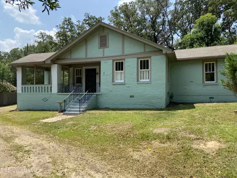 435 W Alta Woods Blvd, Jackson, MS 39204