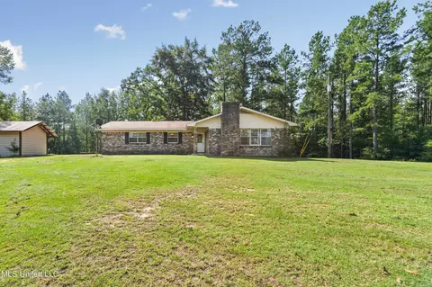 239 Jeffrey Rd, Mclain, MS 39456 photo 2