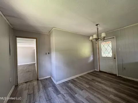 Dining - 1050 Beech St, Wesson, MS 39191 photo 1 of 1