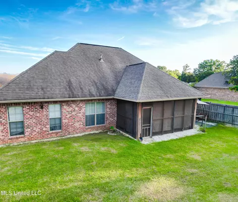 112 Owen St, Madison, MS 39110 photo 3