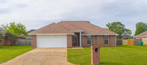 9856 Crooked Creek Blvd, Byram, MS 39272