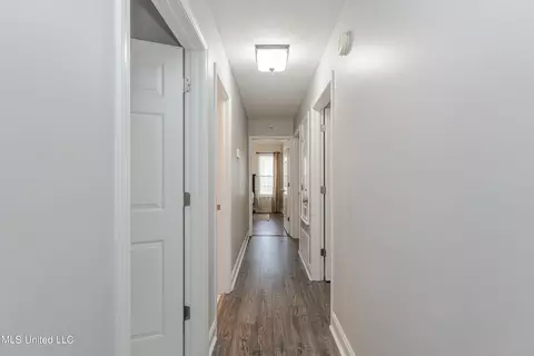 Entry Way - 83 Tyler Cv, Byram, MS 39272 photo 1 of 1
