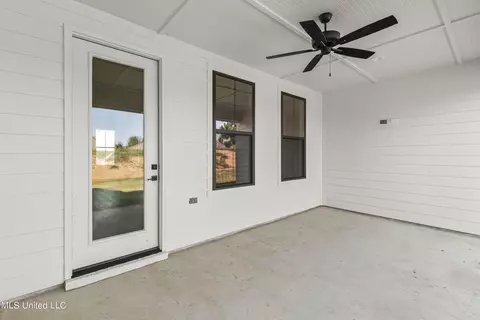 Exterior - 200 Harvest View Pl, Madison, MS 39110 photo 4 of 5