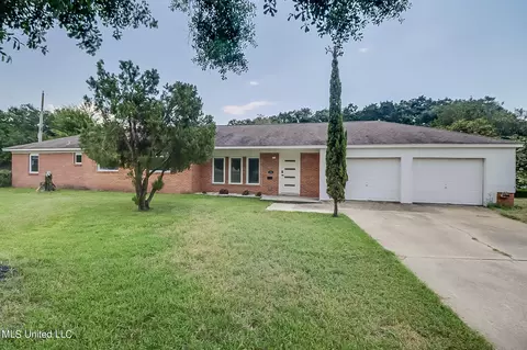 274 Bleuer Dr, Biloxi, MS 39531