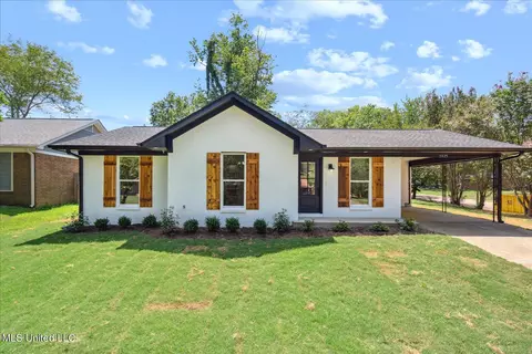 5825 Danny Cv, Horn Lake, MS 38637