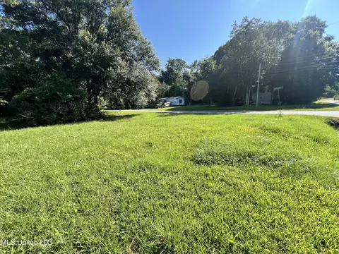 13904 E Tucker Rd, Vancleave, MS 39565 photo 2
