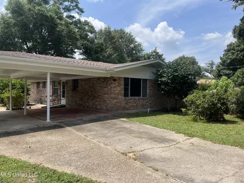 395 Rich Ave, Biloxi, MS 39531