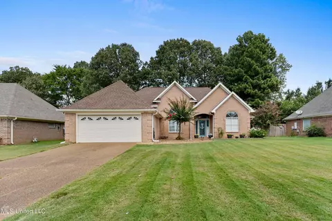 8830 Bell Forest Dr, Olive Branch, MS 38654