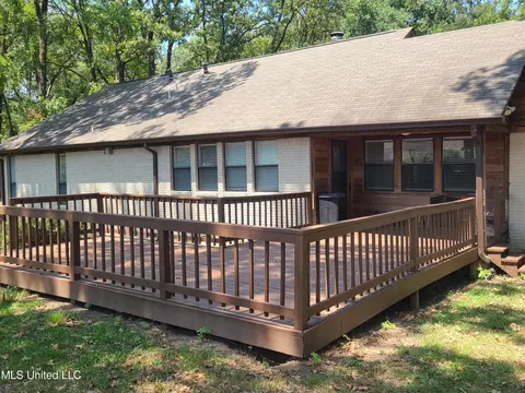 Exterior - 154 Aspen Dr, Madison, MS 39110 photo 17 of 19