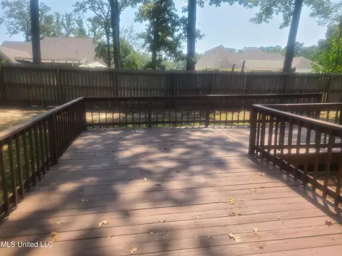 Exterior - 154 Aspen Dr, Madison, MS 39110 photo 7 of 19