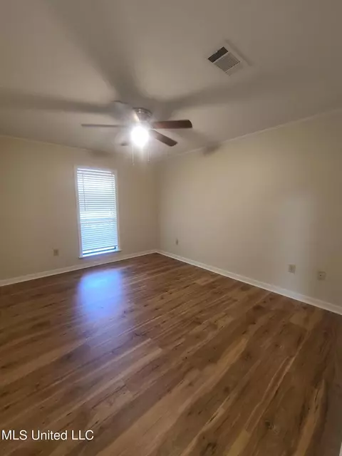 Bedroom - 154 Aspen Dr, Madison, MS 39110 photo 1 of 4