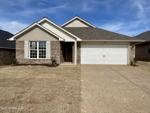 1590 Cambria Dr, Southaven, MS 38671