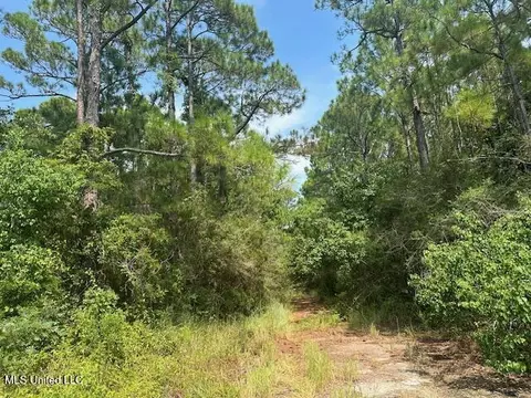 0 Duke St, Pass Christian, MS 39571