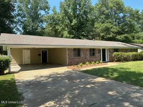 126 Colonial Cir, Jackson, MS 39211 photo 32