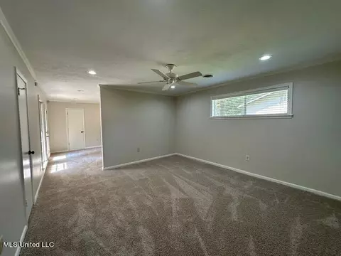 126 Colonial Cir, Jackson, MS 39211 photo 11
