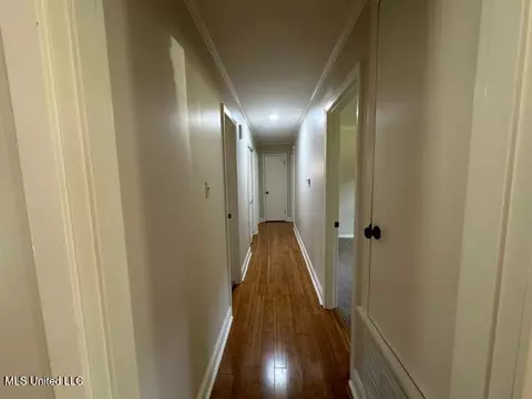 126 Colonial Cir, Jackson, MS 39211 photo 25