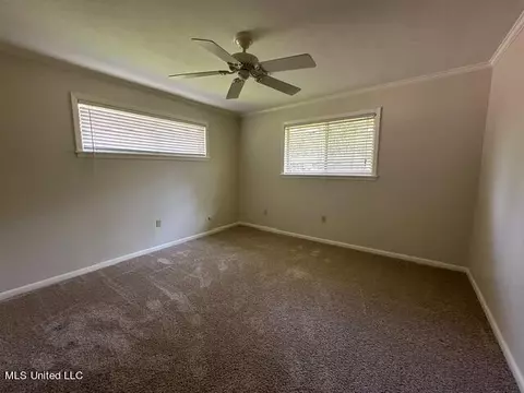 126 Colonial Cir, Jackson, MS 39211 photo 19