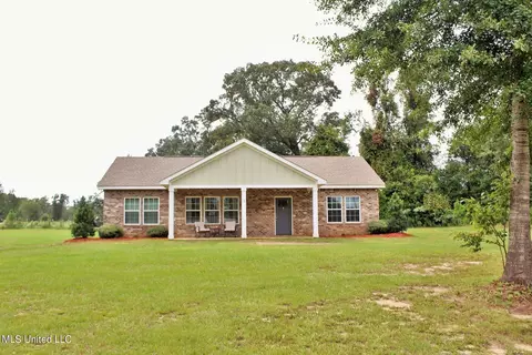 129 Albert Davis, Lucedale, MS 39452