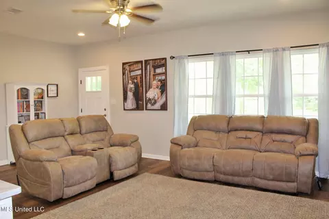 Living - 129 Albert Davis, Lucedale, MS 39452 photo 1 of 1