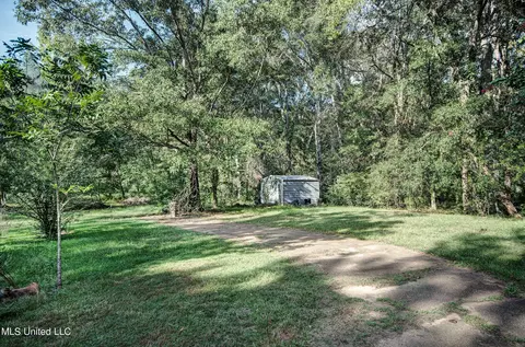 Exterior - 11360 Midway Rd, Raymond, MS 39154 photo 7 of 7