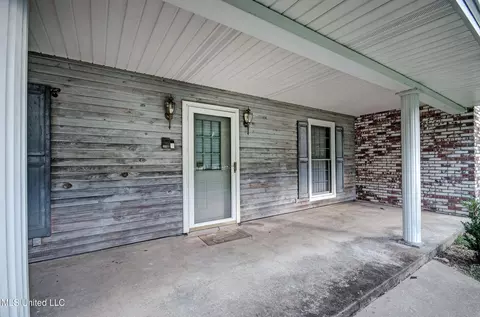 Exterior - 11360 Midway Rd, Raymond, MS 39154 photo 5 of 7
