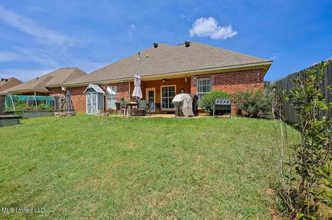 Exterior - 429 Grant Fox Dr, Brandon, MS 39047 photo 6 of 8