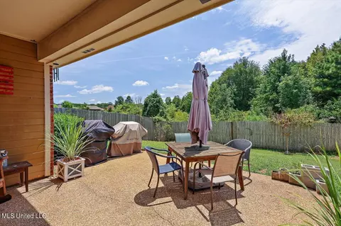 Exterior - 429 Grant Fox Dr, Brandon, MS 39047 photo 3 of 8