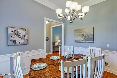 Dining - 429 Grant Fox Dr, Brandon, MS 39047 photo 3 of 3