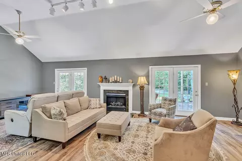 Living - 8342 Kahala Dr, Diamondhead, MS 39525 photo 1 of 1