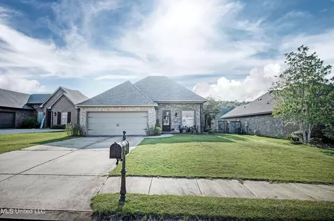 Exterior - 224 Stonebridge Blvd, Brandon, MS 39042 photo 2 of 11