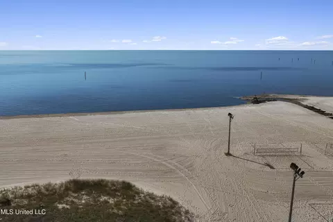 404 E Beach Blvd, Long Beach, MS 39560 photo 7